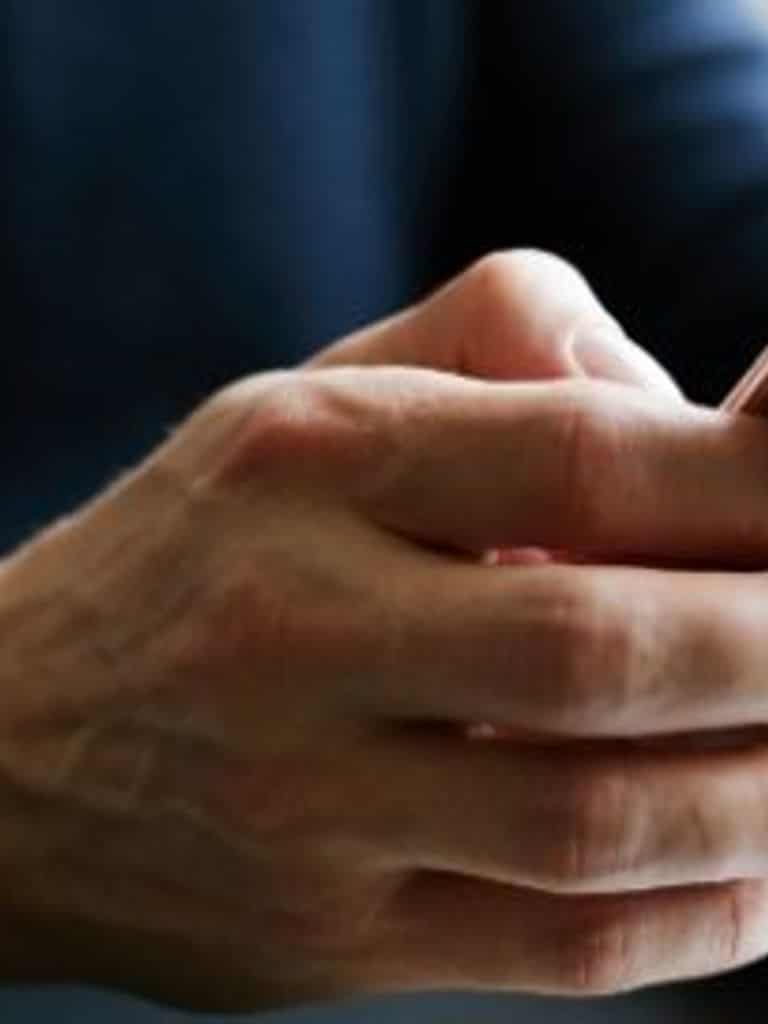 How to easily transfer files from an Android device to a PC or Mac