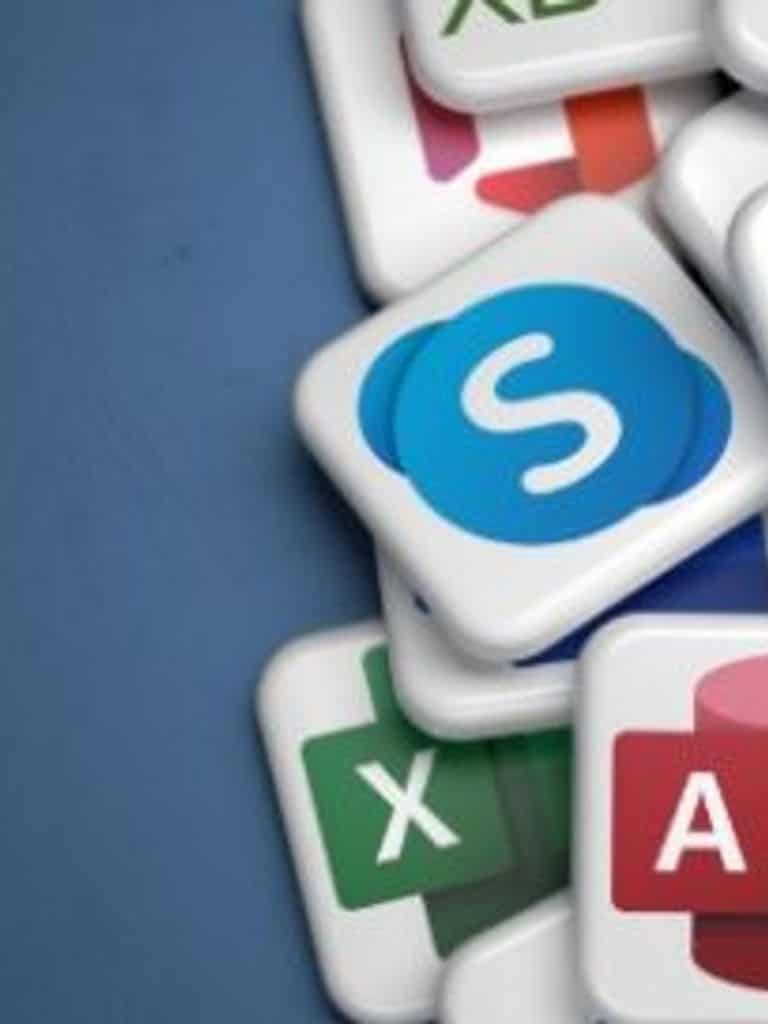Microsoft apps logo in tiles - How Microsoft Loop can boost your productivity